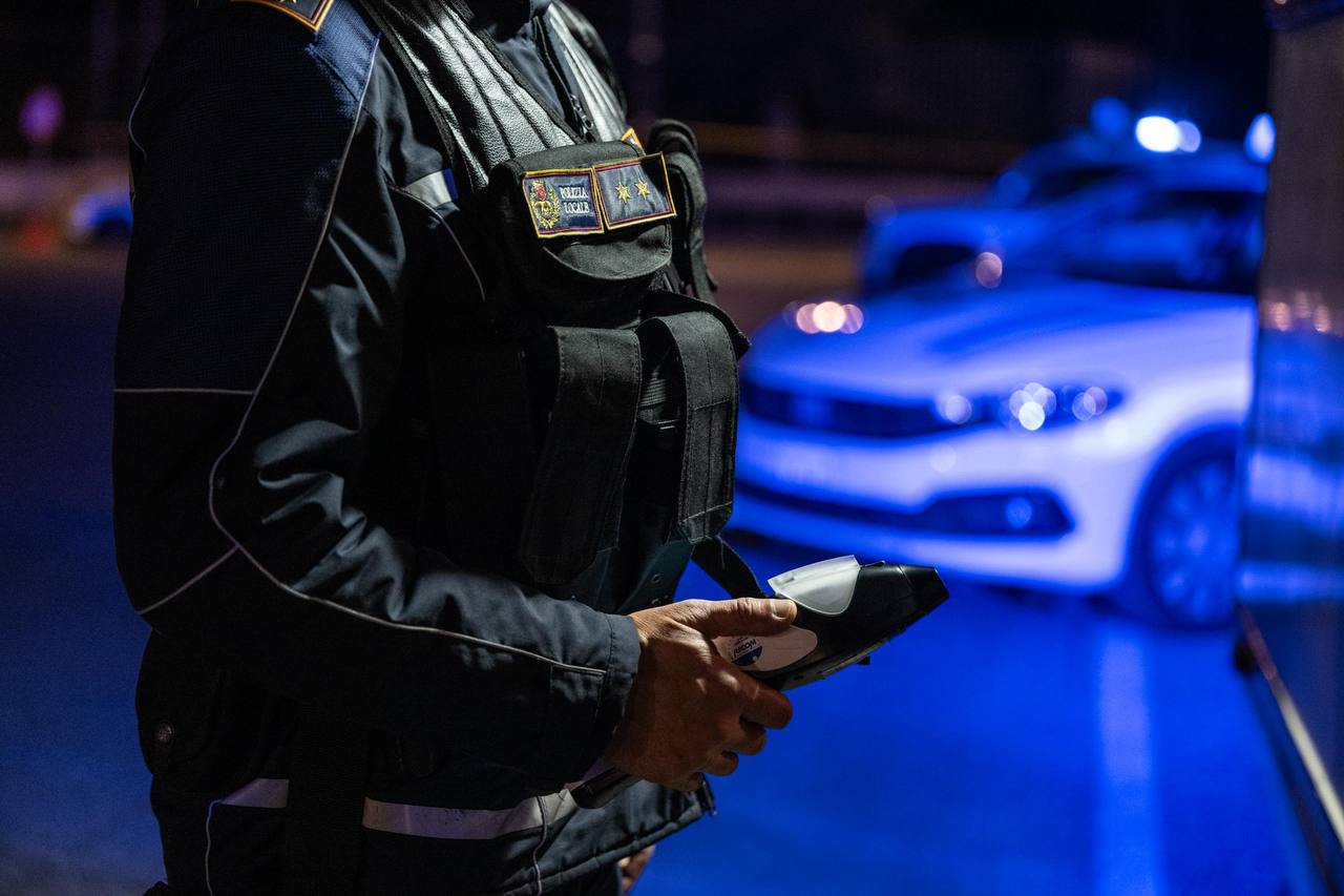 Violenta rissa notturna coinvolge cinque persone in centro città