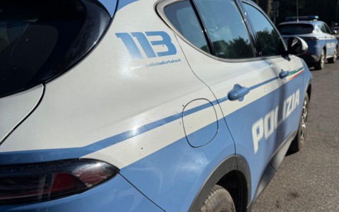 Attacchi zero-click su WhatsApp, i consigli della Polizia