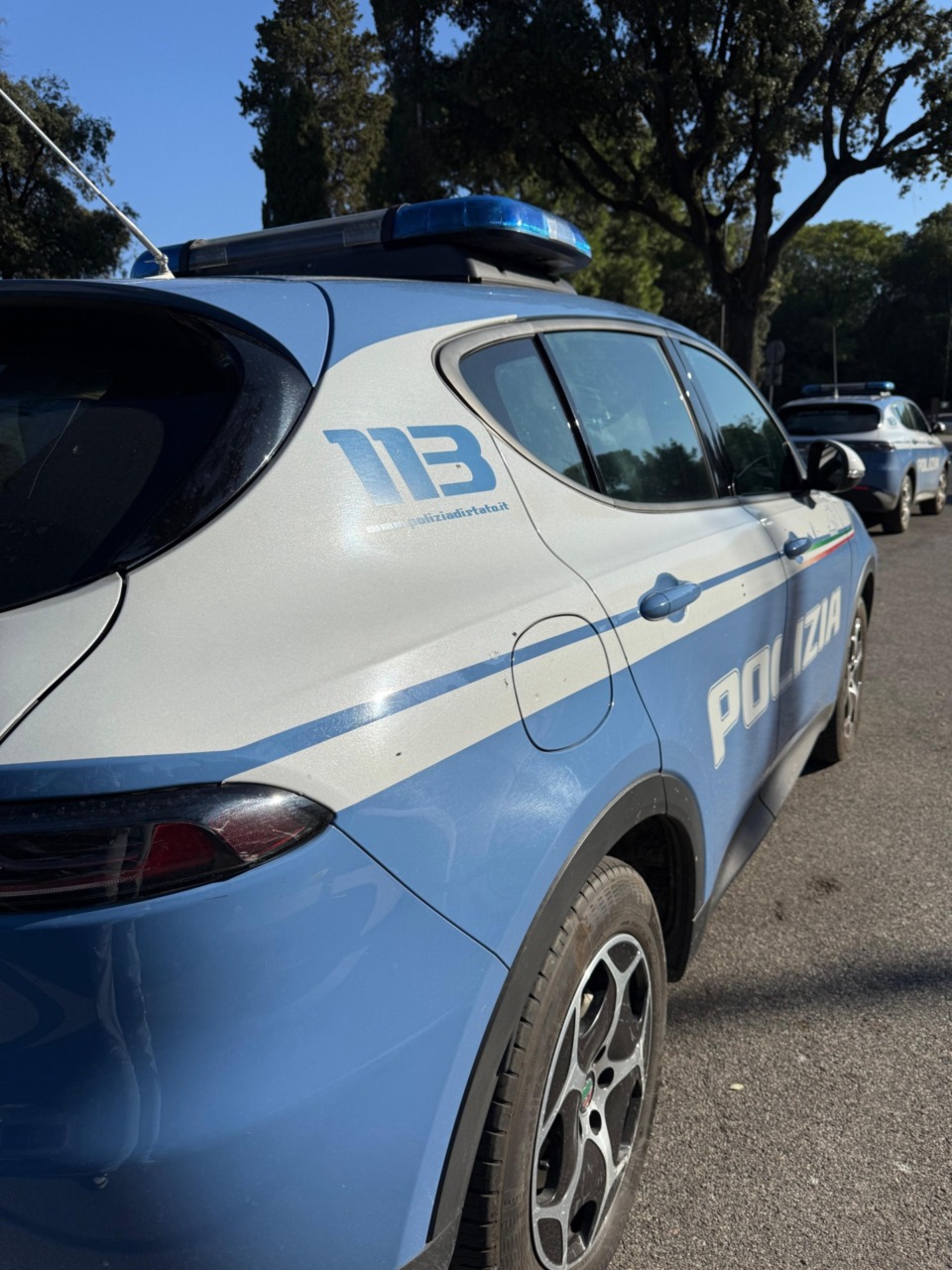 Attacchi zero-click su WhatsApp, i consigli della Polizia