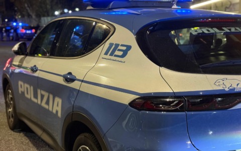 Residenti chiedono controlli contro sosta selvaggia e infrazioni