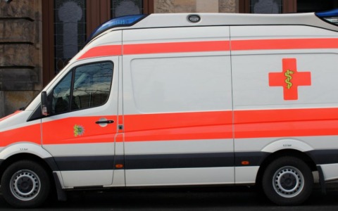 Tredicenne cade e riporta un grave trauma cranico