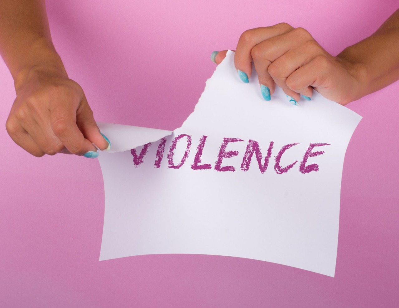 Mattarella a Grosseto: violenza sulle donne, emergenza nazionale